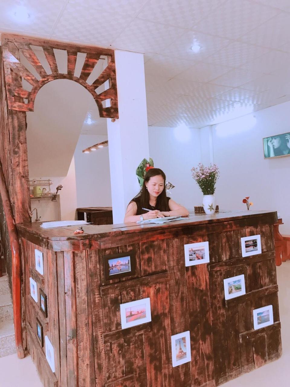 Sunshine Hostel 3 Hue Bagian luar foto