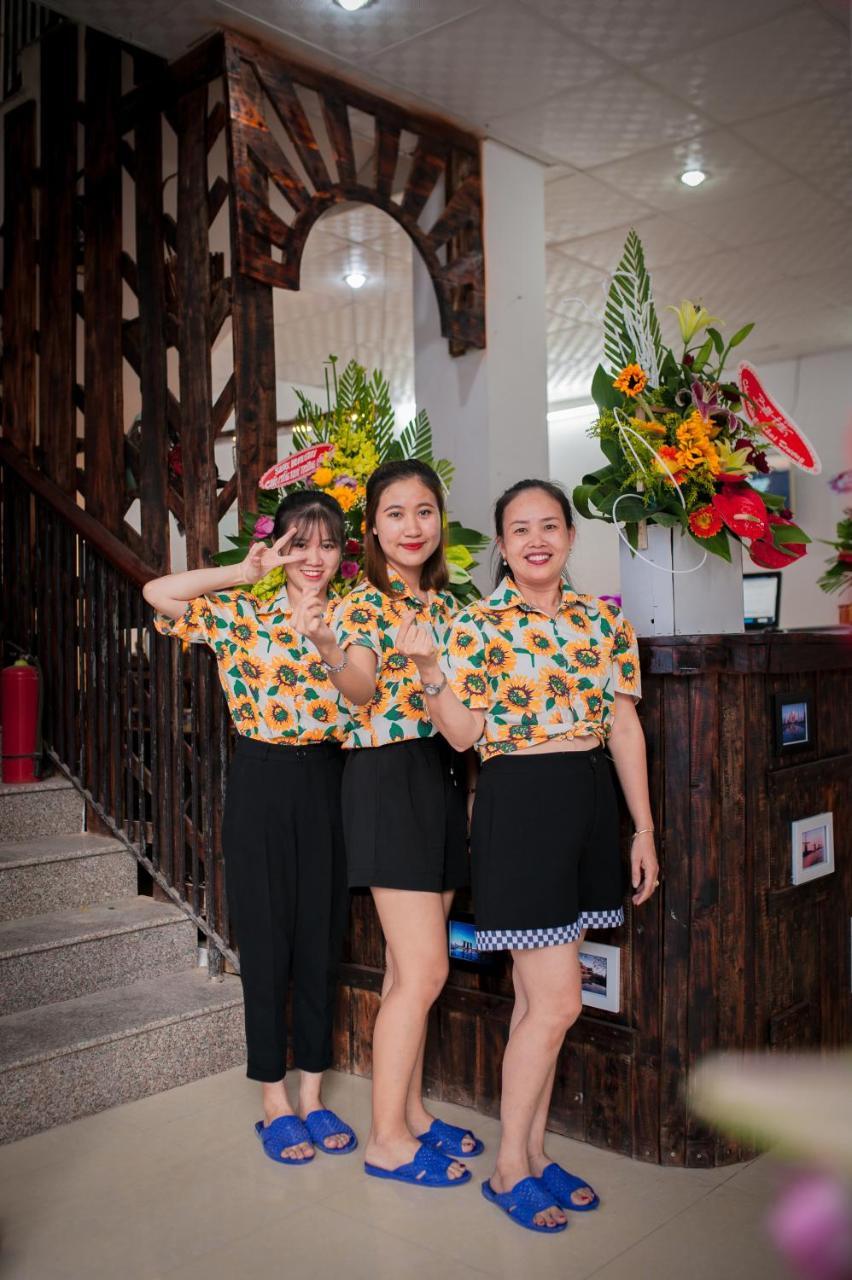 Sunshine Hostel 3 Hue Bagian luar foto
