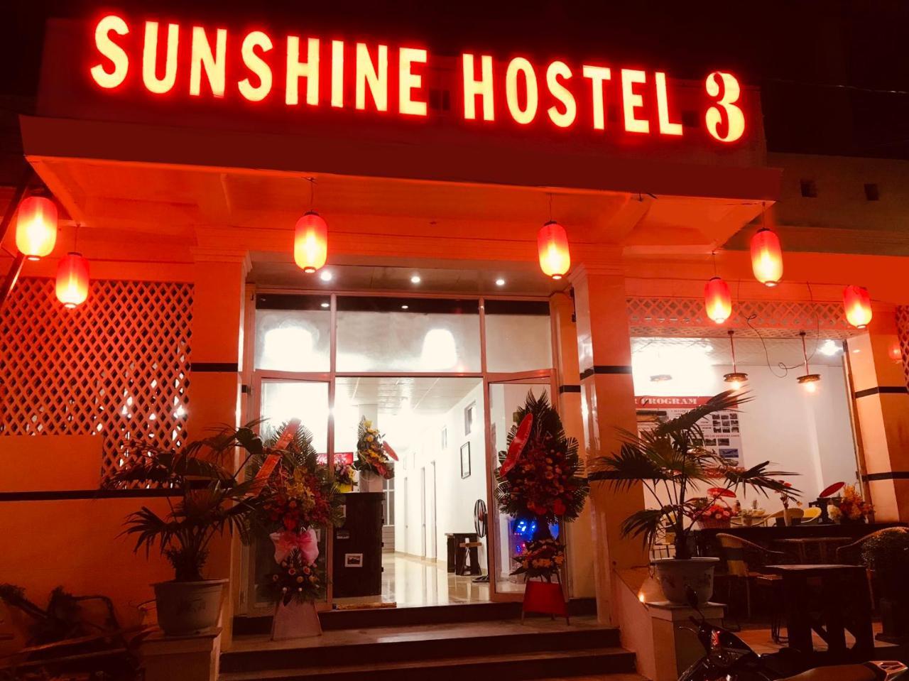 Sunshine Hostel 3 Hue Bagian luar foto