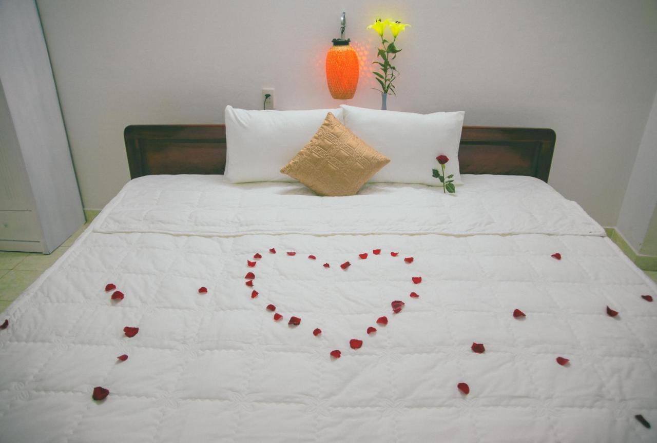 Sunshine Hostel 3 Hue Bagian luar foto