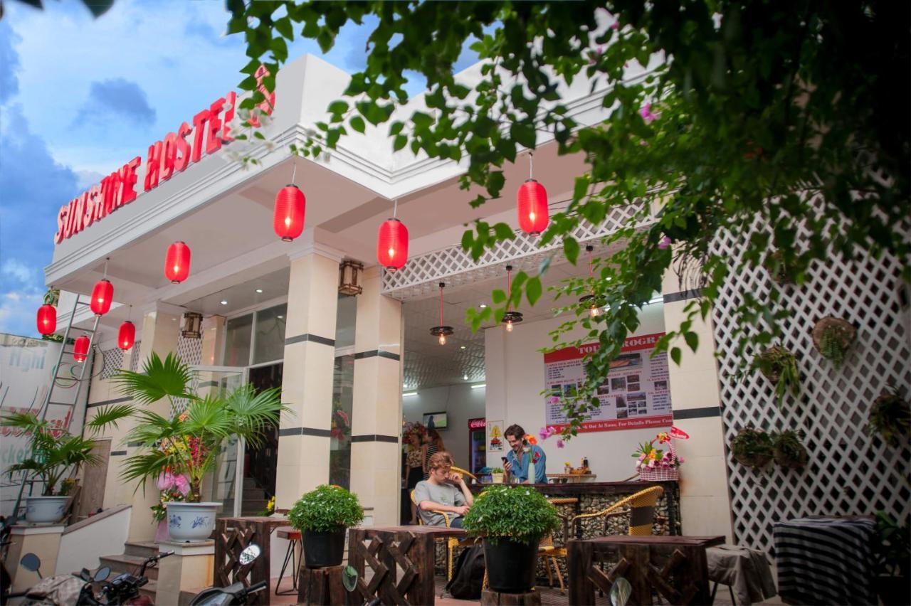 Sunshine Hostel 3 Hue Bagian luar foto